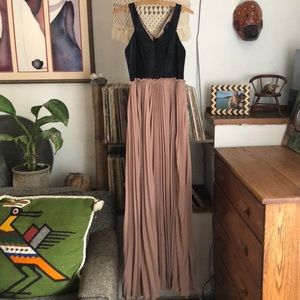 {Vici} Pleated maxi dress